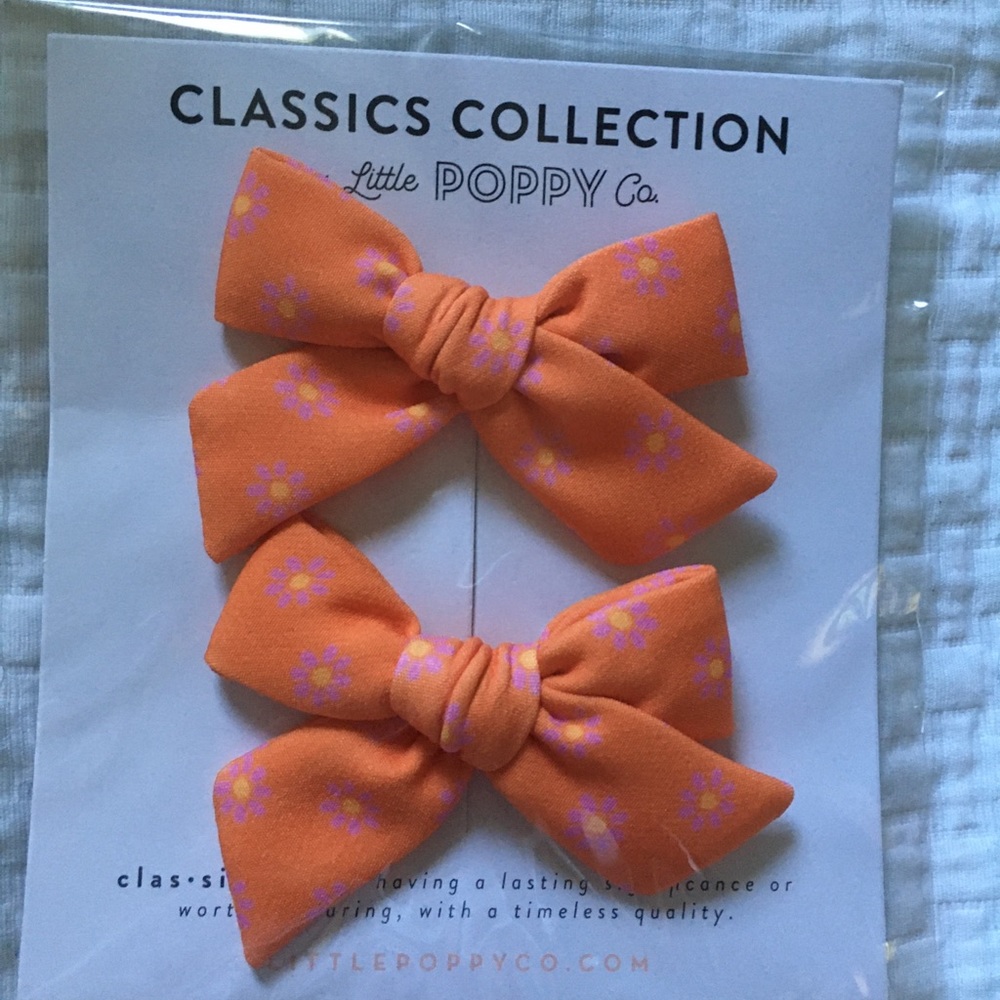 Little Poppy Co bows June 2019 classics pigtails - Picture 1 of 4